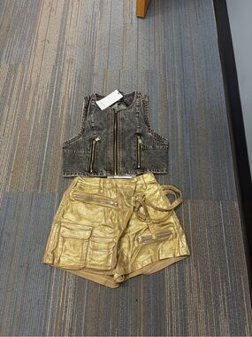 AKIRA Gold Metallic Cargo Shorts